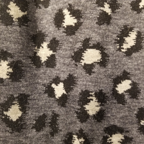 Skirt - Picture 3 of 4